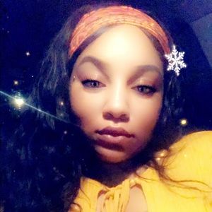 Meet your Posher, Tiffany